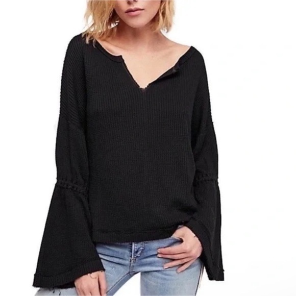 We the Free Dahlia Top waffle Bell Sleeve Black Size S Oversized - Picture 1 of 8
